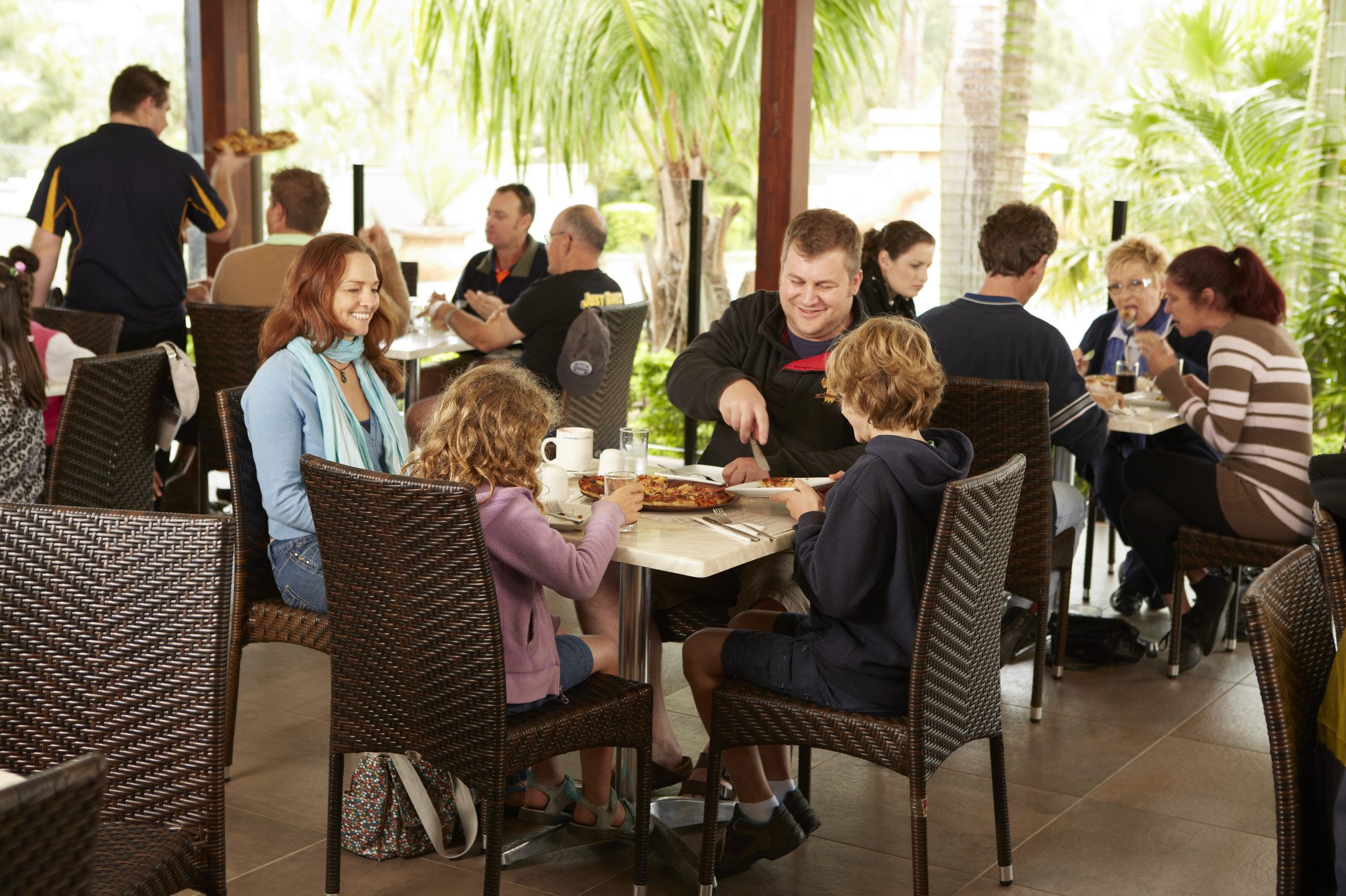 Lagoona restaurant dining area